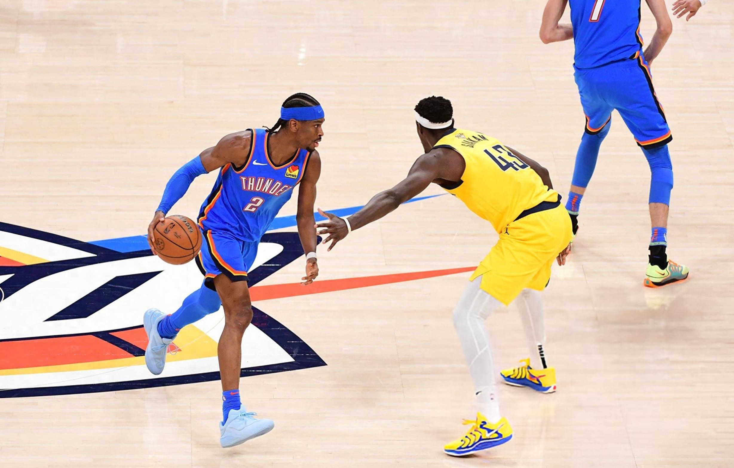 娱乐-包含加时末段金州勇士备战NBA季后赛，强势反弹细节曝光，媒体盛赞，资深球员宣示担当的词条