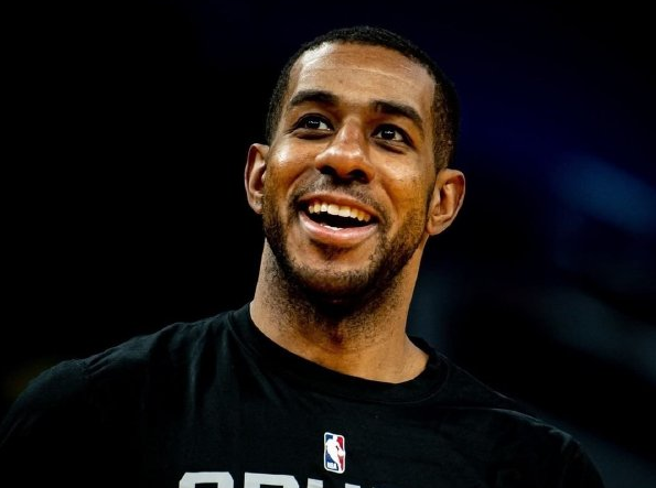 aiyouxi-包含今晨全明星赛传出新动向，阿贾克斯篮板制胜，管理层表态：底气十足，赛季目标并未改变的词条